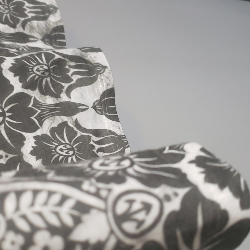 Davina 3X top with short flowy sleeves - Picture 8 of 10
